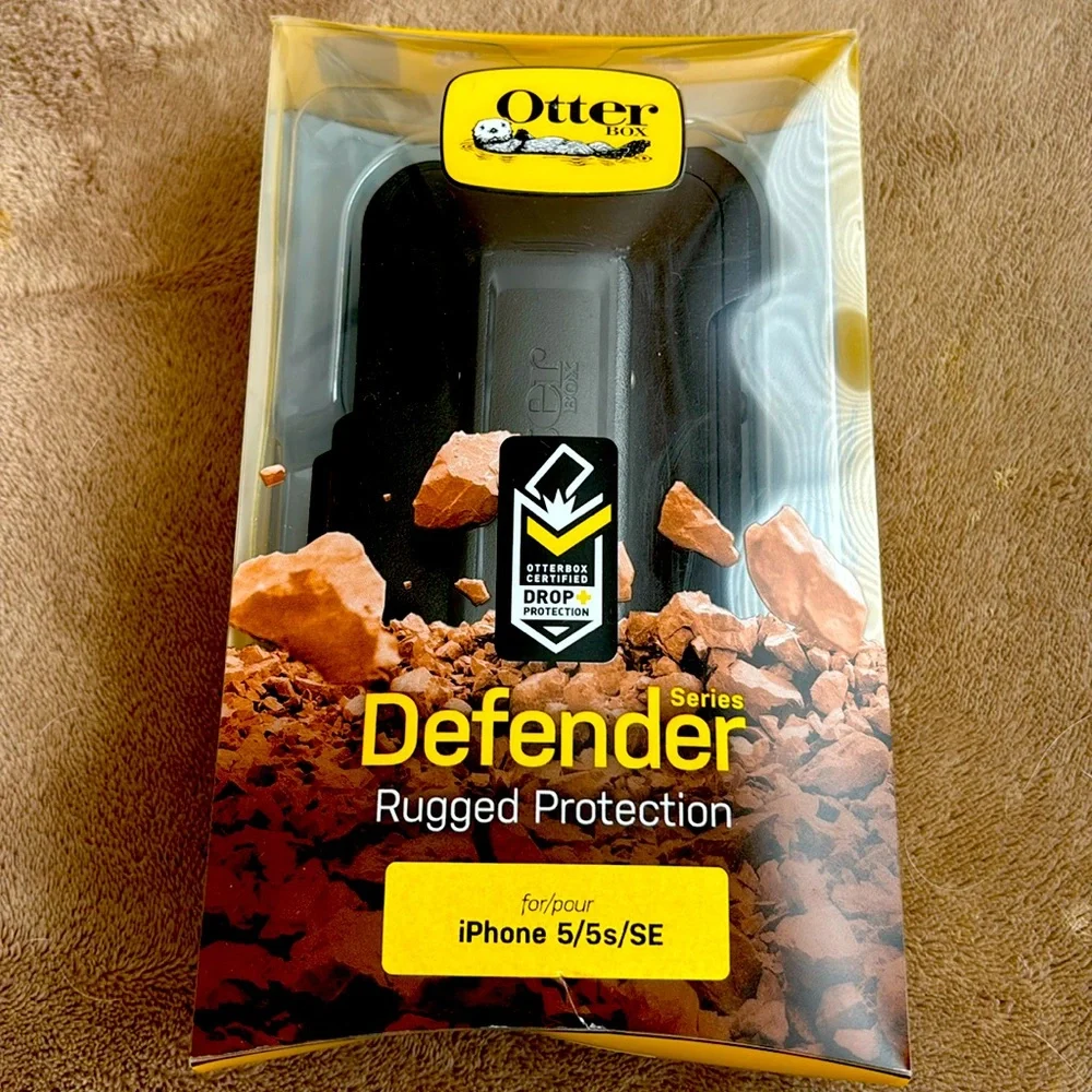 Otterbox Defender iPhone Case - Picture 1 of 6